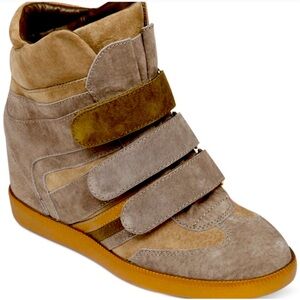 BGBG wedge sneakers.  Size 8 amazing condition